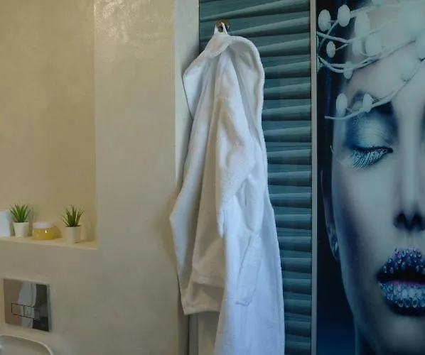 Nicho Bucurestii Noi * Bucureşti