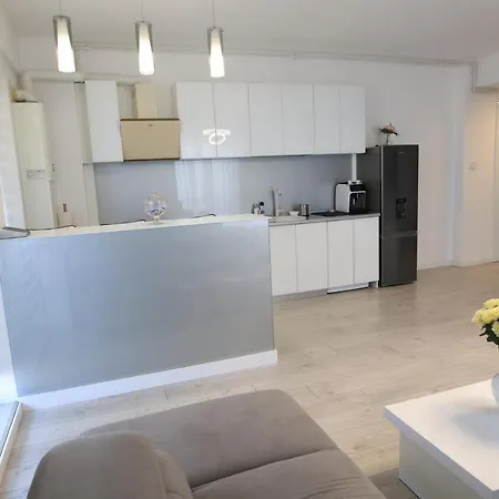 Nicho Bucurestii Noi Appartement *