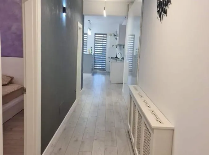Nicho Bucurestii Noi * Bucarest