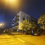 Nicho Bucurestii Noi Апартаменти