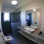 Nicho Bucurestii Noi * Bükreş