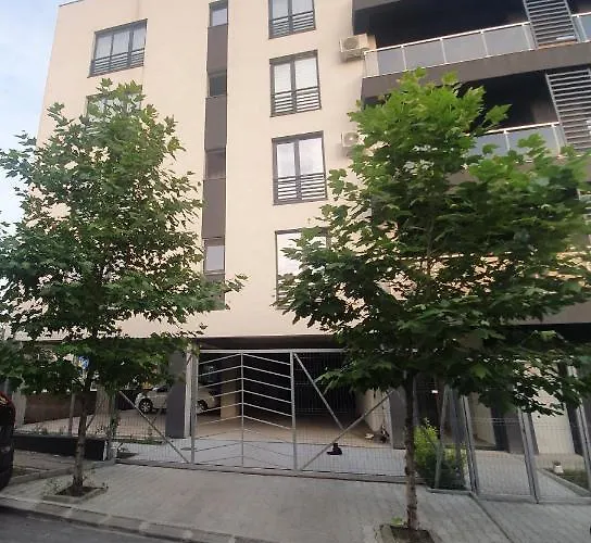 Nicho Bucurestii Noi Apartment